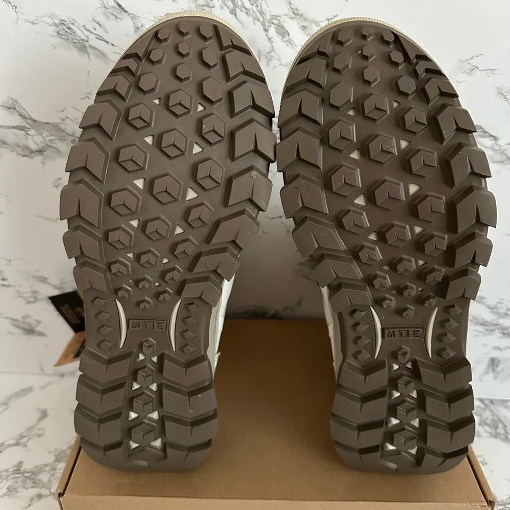 Vans UltraRange EXO Hi Gore-Tex MTE-3 Hiking Trek Snow Boots Women’s Size 10